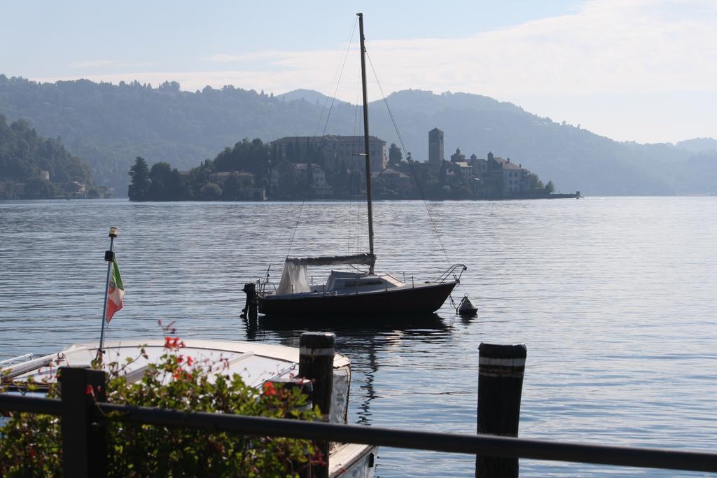 Fattoria Del Pino Bed & Breakfast Orta San Giulio Exterior photo