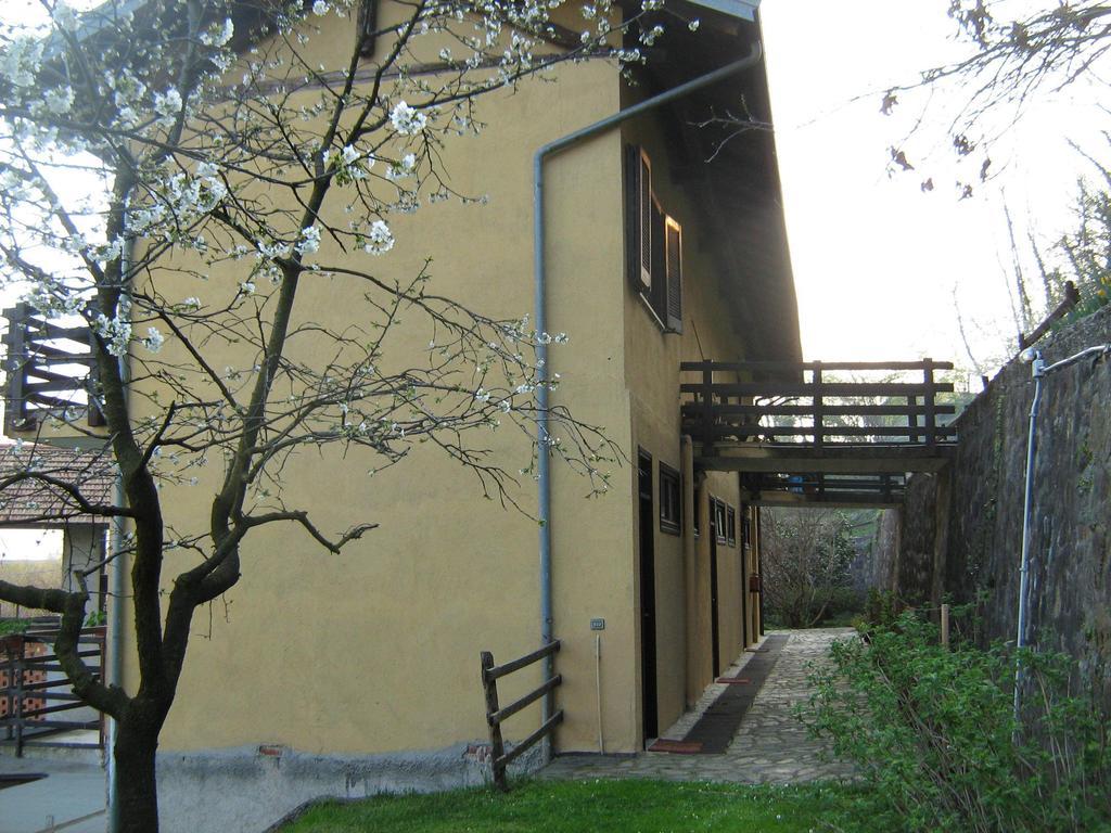Fattoria Del Pino Bed & Breakfast Orta San Giulio Exterior photo