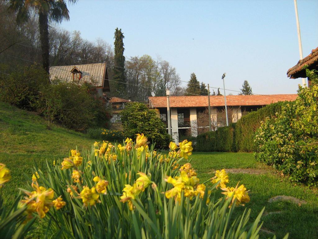Fattoria Del Pino Bed & Breakfast Orta San Giulio Exterior photo